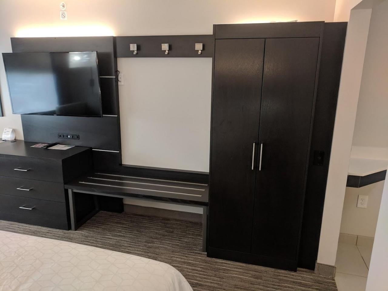 Holiday Inn Express & Suites - Bensenville - O'Hare By Ihg Экстерьер фото
