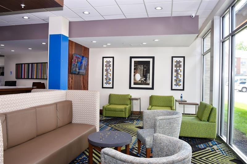 Holiday Inn Express & Suites - Bensenville - O'Hare By Ihg Экстерьер фото